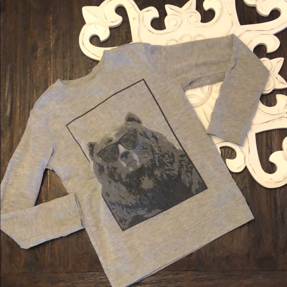 Boys Tucker + Tate long sleeved shirt size 5